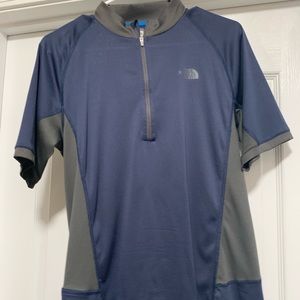 Men’s North Face slim fit biking shirt